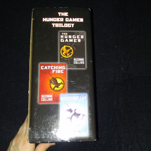 The Hunger Games Trilogy - Picture 6 of 6